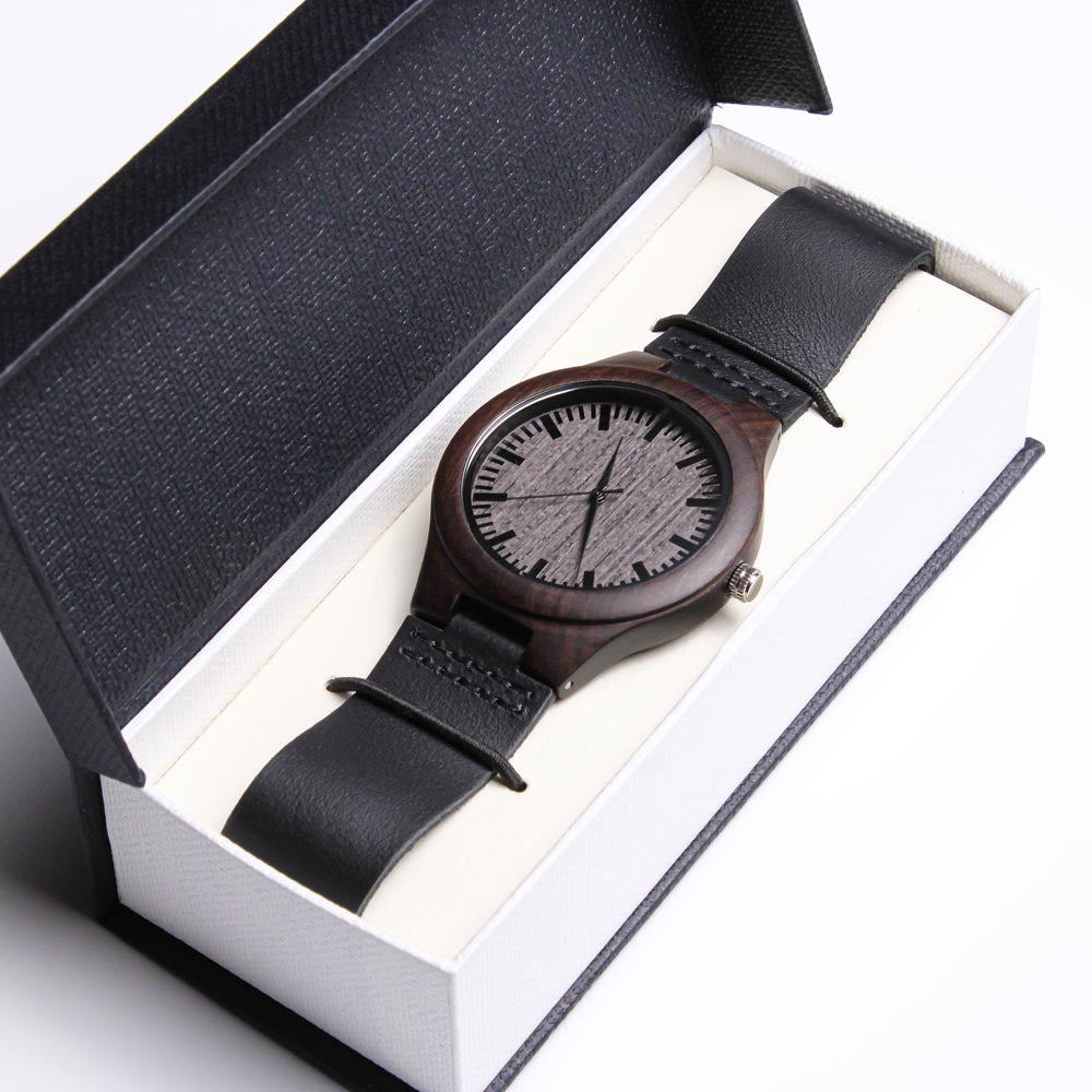 “Dad Hero” Engraved Wood Watch – A Timeless Gift of Gratitude