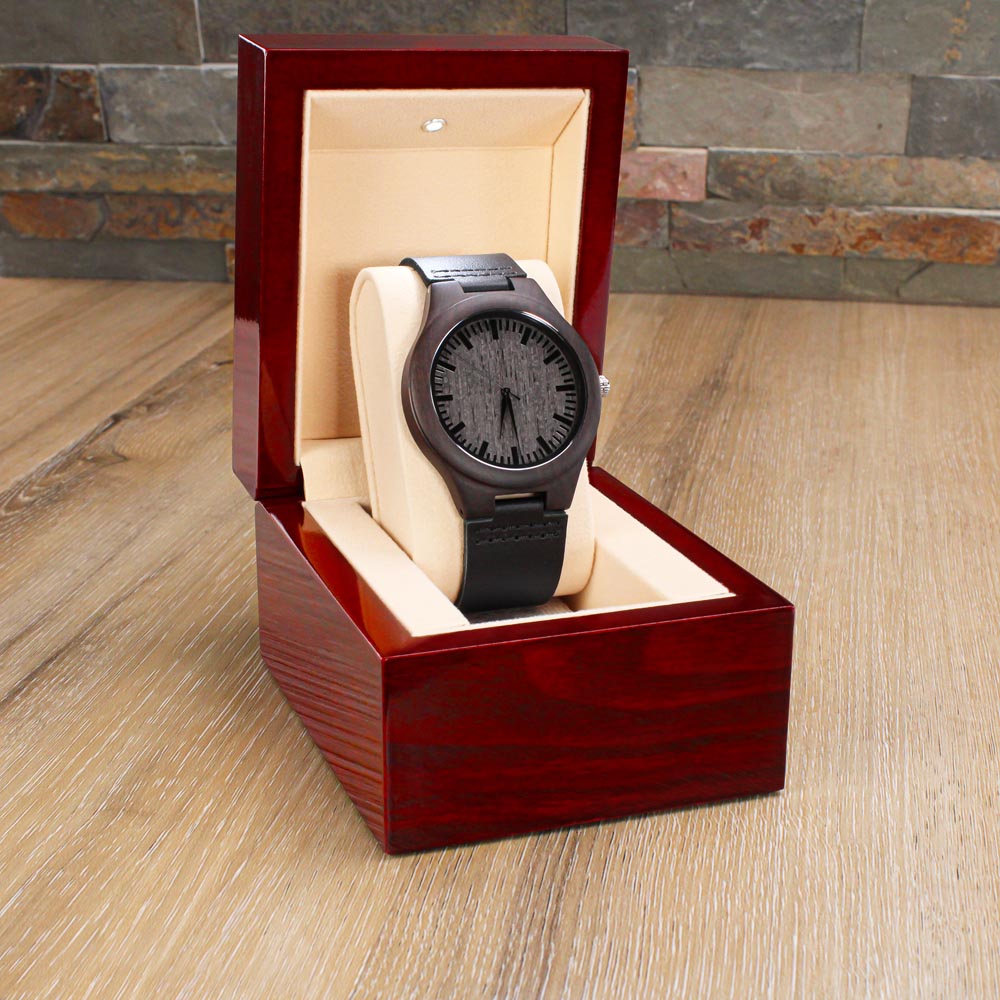 “Dad Hero” Engraved Wood Watch – A Timeless Gift of Gratitude
